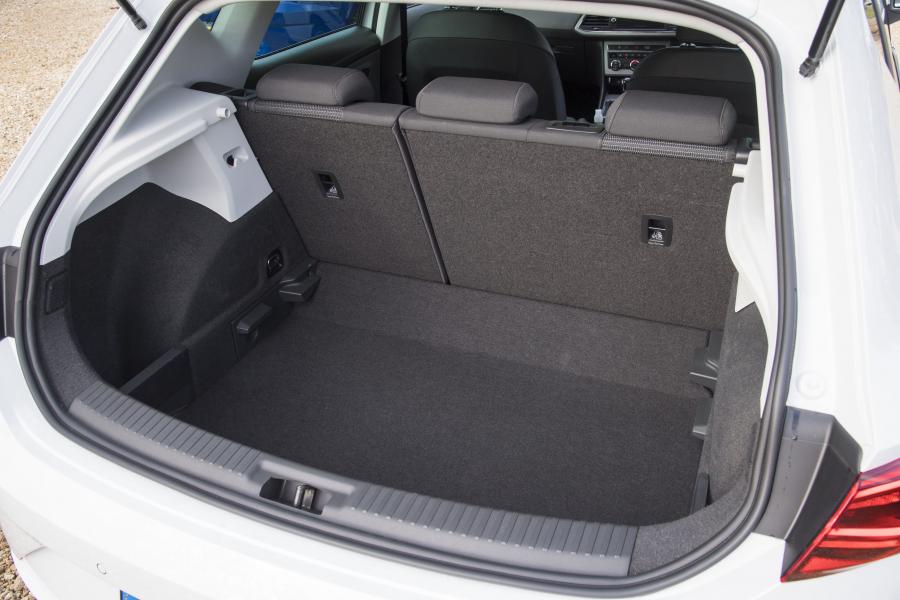 Багажник Seat Leon 2017 года  (UK) (фото 22 из 31)